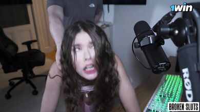 WHORE IN THE STREETS WHORE IN THE SHEETS - Princess Alice