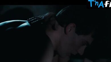 Catherine Deneuve Sexy Scene in Le Lieu Du Crime