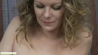 Mature Wife Kelli Fingers Hairy Pussy