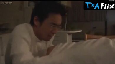 Mori Misaki Butt, Breasts Scene in Diary Of Beloved Wife: Saucepot