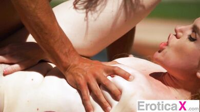 Blonde Beauty Made Love To Outdoors - EroticaX - Tyler Nixon