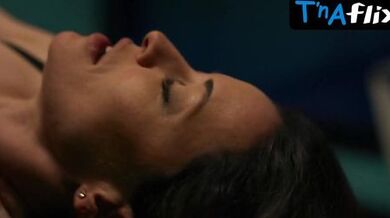 Emmanuelle Vaugier Sexy Scene in Psycho Intern