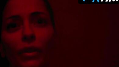 Emmanuelle Vaugier Sexy Scene in Psycho Intern