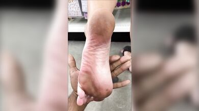 Charlotte (Alexa Popnik)