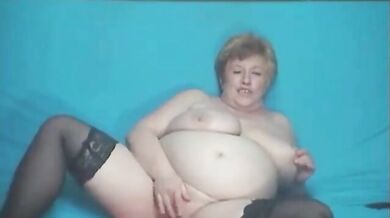Alice, a Mature Granny on Webcam