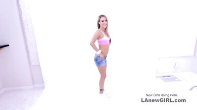 Super Hot Girl Cums and Squirts on Cock Porn Auditions