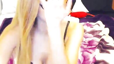 I Love A Girl In Glasses....