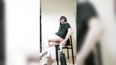 【伪娘】婷萱的小穴需要更多的肉棒填满