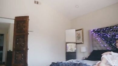 October 2021 Fantasy Of The Month - S2:E8 - Alina Lopez