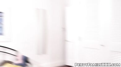 PERVYFAMILYXXX - Stepson freezes Kit Mercer and takes full control of her mouth and cunt (Johnny Love, Kit Mercers)