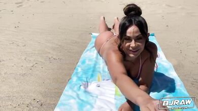 Kikis Facial Vacation - Kiki Klout