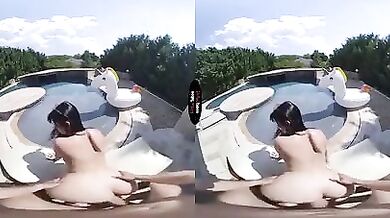 pool latina vr