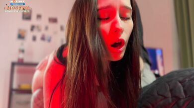 Good girl gets rewarded with sperm