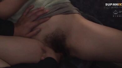 My Daughter Who Is Excited By Seeing Her Step Mother Sitting At A Slow Piston Kills Her Voice By A Night Bus