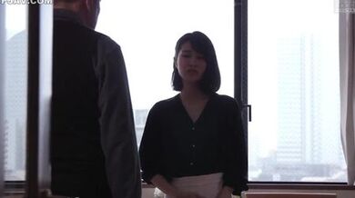 With That Person You Hate... A Wife Who Succumbed To Power And Was Toyed With, Mami Sakurai. - Yuki Touma