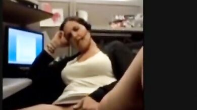 Chubby Milf Cums on the Phone at Work