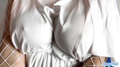 la Madonna TETTONA BLASFEMA vuole sesso forte e sborra sulle tette