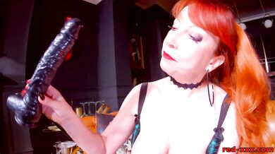 Horny British mature gets off with her fingers and a big dildo