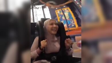 Naik Rollercoaster , Susunya Kembang Kempis