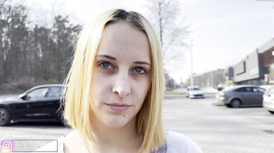 Za pieniądze kupiłem sex z 18-letnią nieznajomą dziewczyną z dużym tyłkiem - POLSKIE PORNO