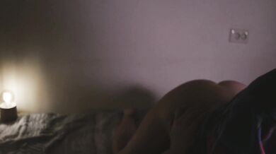 Сижу на лице у мужа, не даю ему кончить, но сама получаю сильнейший оргазм