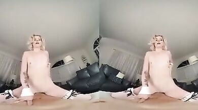 Hyley Winters housemaid