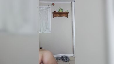 AngelGrave Fucks Princess Pretty Pink and has Multiple Hard Orgasms on a Large Dildo