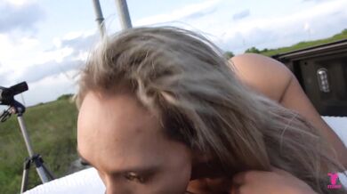 Fitness Model Brianna Moon has Public Outdoor Sex