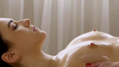 Taylor Swift - Only the Young PMV by IEDIT