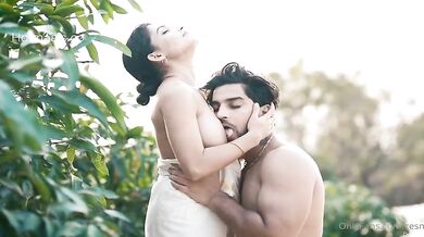 Onlyfans-resminair Dhoti Romance