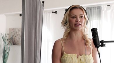 Blonde Cutie Cherry Kiss Let's Vince Eat Out Her Wet Clit