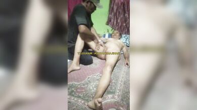 Mbah Maryono Colok Memek