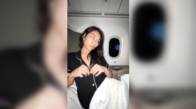Hot sexy slut masturbating in business class flight! bunnybrownie!public flashing
