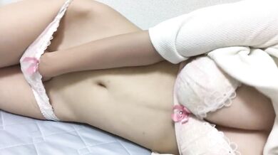 【個人撮影】添い寝アングルでエッチなことを始める女子高生