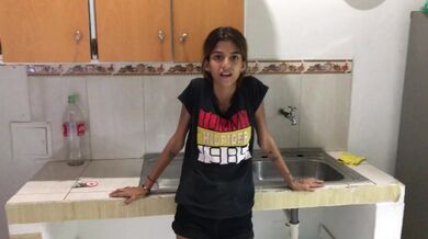 I make my stepsister suck my cock in the new house our parents bought HD porn