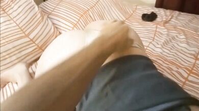 695 - Salope habillée en lingerie de satin, Anulingus, paroles cochonnes francaises, Fessées