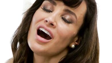 Hugely titted milf lisa ann vs her stepda keisha grey and her girlfriend allie haze