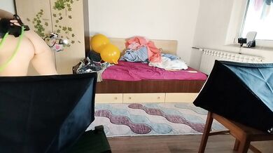 Amateur mom doing yoga naked, hairy pussy, big ass, big tits.