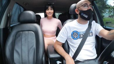 Yenifer Chacon Gets Freaky With Cab Driver SoldierHugeCock