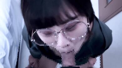 後輩の大学生がフェラで気持ちよくしたあと胸にいっぱい精子をかけられて興奮しちゃう♡お掃除フェラぶっかけ大量射精