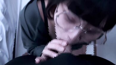 後輩の大学生がフェラで気持ちよくしたあと胸にいっぱい精子をかけられて興奮しちゃう♡お掃除フェラぶっかけ大量射精