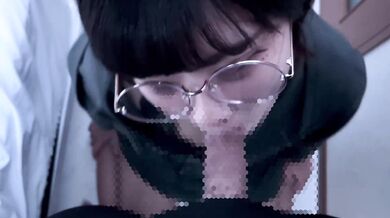 後輩の大学生がフェラで気持ちよくしたあと胸にいっぱい精子をかけられて興奮しちゃう♡お掃除フェラぶっかけ大量射精