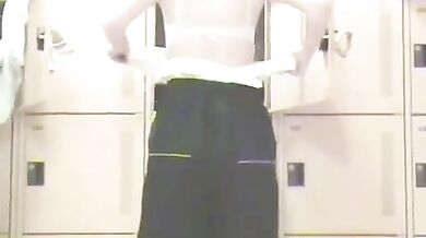 japanese public bathroom.7