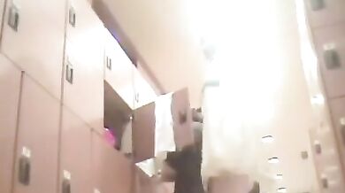 japanese public bathroom.7