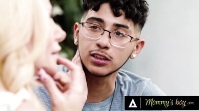 MOMMY'S BOY - Stepson Realizes MILF Brittany Andrews Used Him As Inspiration For Erotic Novella