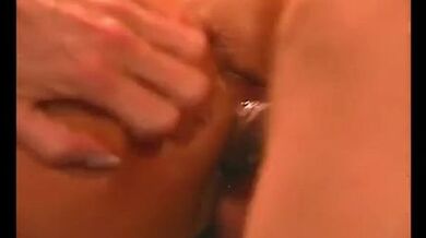 Love 'Em or Leave 'Em (2000) Cheyenne Silver & Chloe Nicole