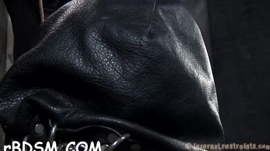 Dissolute blonde diva is sextoy her perfect beaver