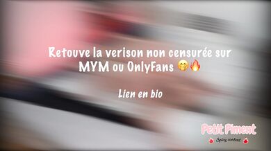 Une petite française redhead se fait baiser dans le lit en levrette