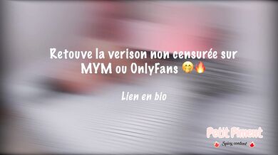 Une petite française redhead se fait baiser dans le lit en levrette