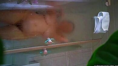 mom's great full body spied in the shower